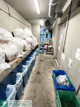 ONE ROOF FLAT TOGOSHIの物件内観写真